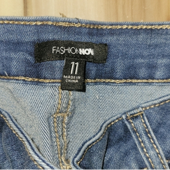 NWOT Fashion Nova Red Striped Side Jeans - Picture 8 of 12